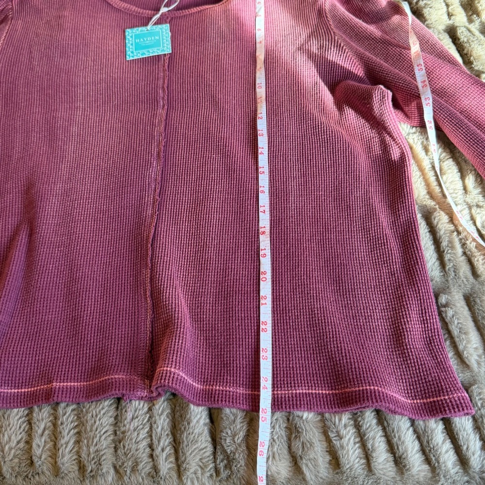 Hayden Los Angeles Waffle Knit Puff Sleeve Thermal Top Size 1X Acid Wash Plum - Picture 6 of 6